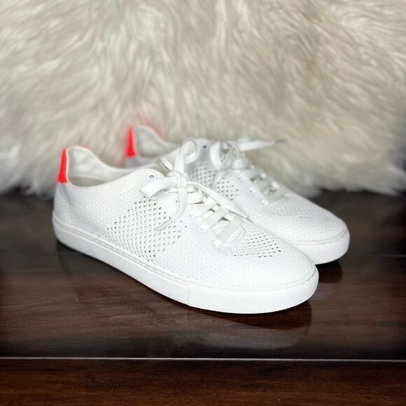 Banana Republic Shoes - Banana Republic White Mesh Sneaker With Pink Stripe​​​